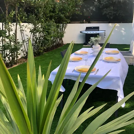 Grande Ste-maxime Au Calme Piscine Et Jardin Villa